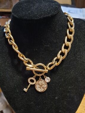 Guess Gold-Tone Chunky Chain Necklace with Key & Pave Charms